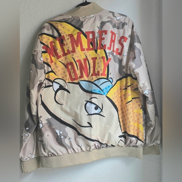 Members Only x Nickelodeon Tan and Orange Logo Jacket Label - Picture 2 of 3